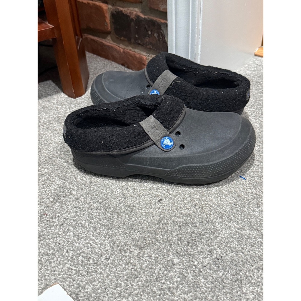 Crocs Mammoth Fleece Lined Clogs Black Mens 7 Womens 9 Slip On Mules Shoes